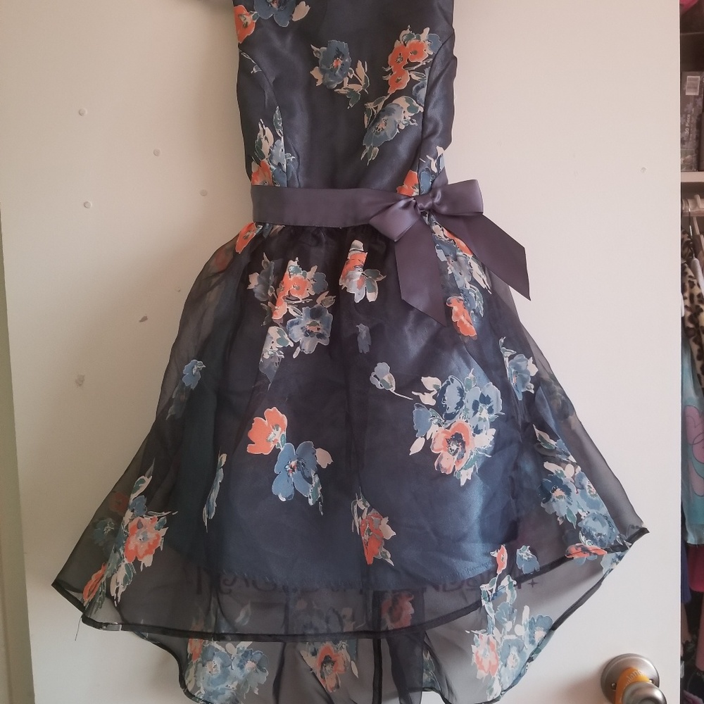 Brand new girls size 8 high low dress
